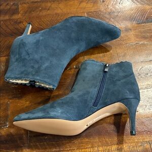 Pelle Moda Yilo suede ankle boots 8 midnight